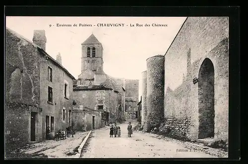 AK Chauvigny, La Rue des Chateaux