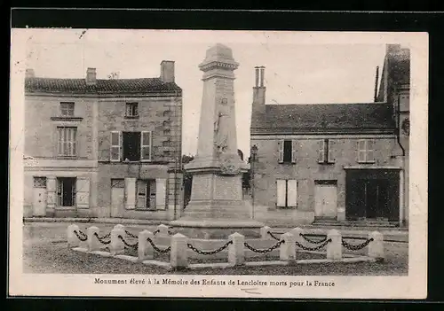 AK Lencloitre, Monument eleve á la Memoire des Enfants de Lencloitre morts pour la France