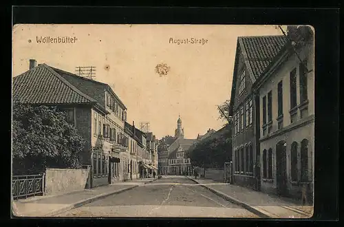 AK Wolfenbüttel, August-Strasse mit Kirchturm