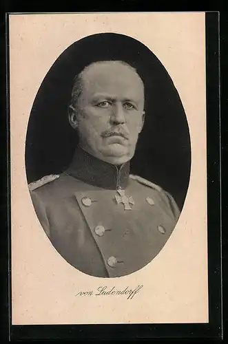 AK Erich Ludendorff mit Eisernem Kreuz in Uniform