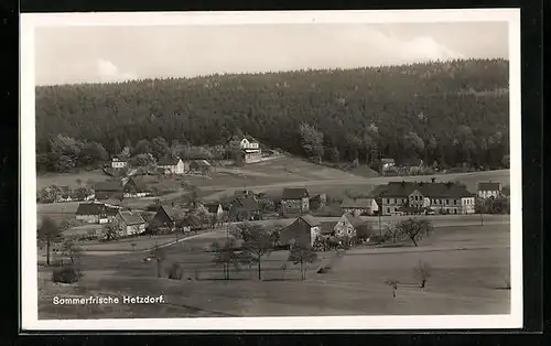 AK Hetzdorf, Gesamtansicht des Ortes mit Wald