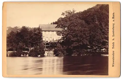 Fotografie unbekannter Fotograf, Ansicht Bad Lauterberg, Blick nach dem Hotel am Wiesenbecker Teich