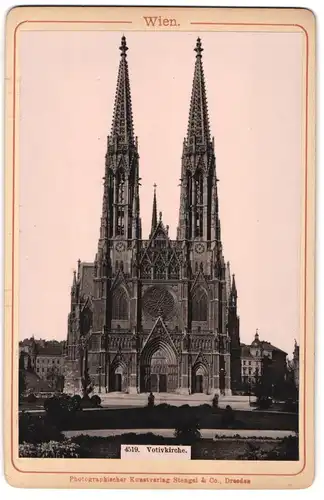Fotografie Stengel & Co., Dresden, Ansicht Wien, Blick auf die Votivkirche