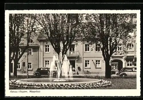 AK Rehau /Bayern, Maxplatz mit Springbrunnen