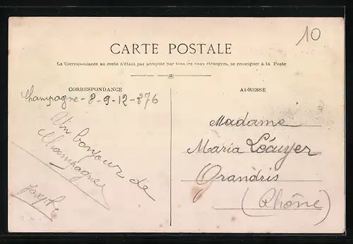 AK Champagne-en-Valromey, La Place