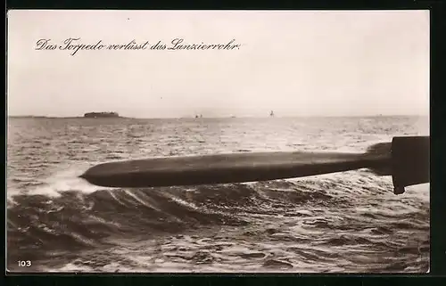 AK Torpedo verlässt das Lanzierrohr