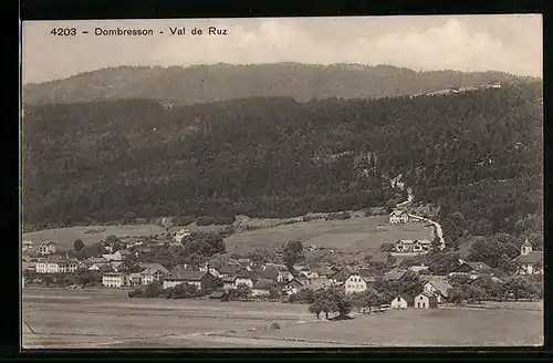 AK Dombresson /Val de Ruz, Ortsansicht mit Umgebung von oben