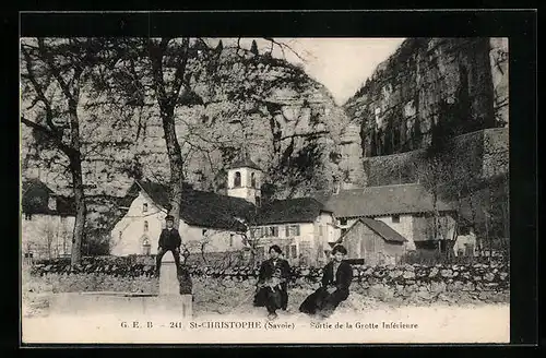 AK St-Christophe, Sortie de la Grotte Inférieure
