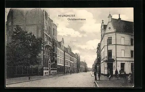 AK Neumünster, Christianstrasse mit Geschäft