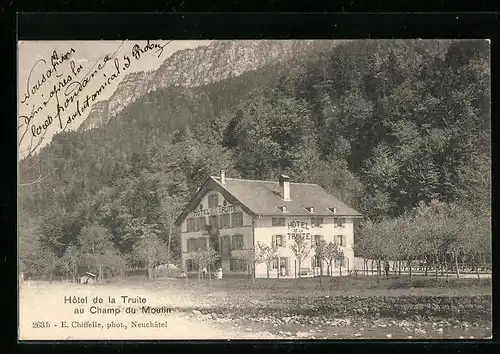 AK Champ-du-Moulin, Hotel de la Truite
