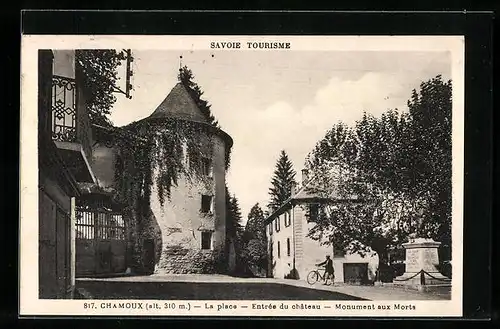 AK Chamoux, La place, Entree du chateau, Monument aux Morts