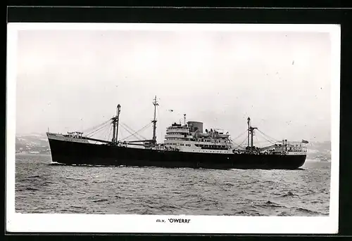 AK Handelsschiff MV Owerri vor der Küste