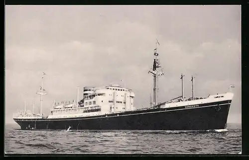 AK Handelsschiff M.V. Dongedyk in voller Fahrt