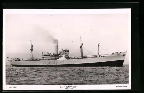 AK Handelsschiff SS Benavon ruhig auf See liegend