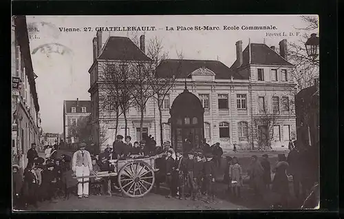 AK Chatellerault, La Place St-Marc, Ecole Communale