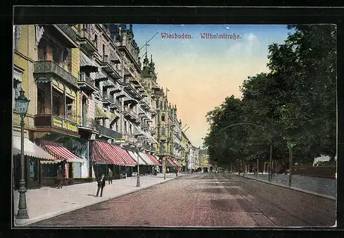 AK Wiesbaden, Wilhelmstrasse mit Geschäften