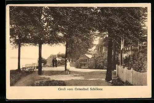 AK Schilksee, Promenade mit Flaneuren