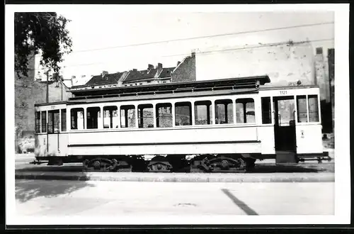 Fotografie Norbert Lossberger, Berlin, Ansicht Berlin, Strassenbahn Bw 1121 der BVG