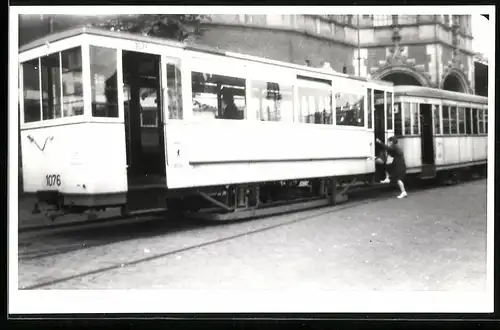 Fotografie Norbert Lossberger, Berlin, Ansicht Berlin, Strassenbahn Bw 1076 der BVG