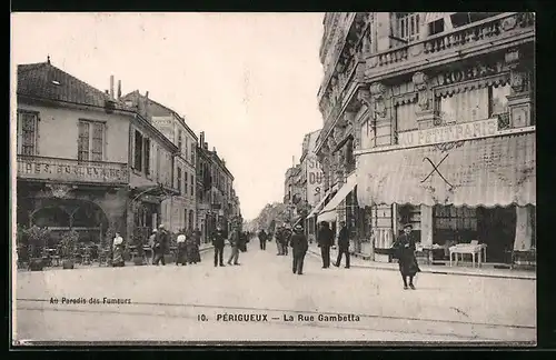 AK Périgueux, la Rue Gambetta