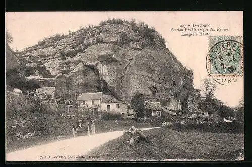 AK Les Eyzies, Laugerie Haute