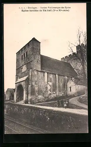 AK Tayac, Eglise fortifiée