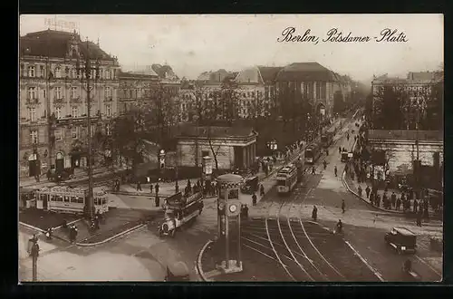 AK Berlin, Potsdamer Platz mit Strassenbahn