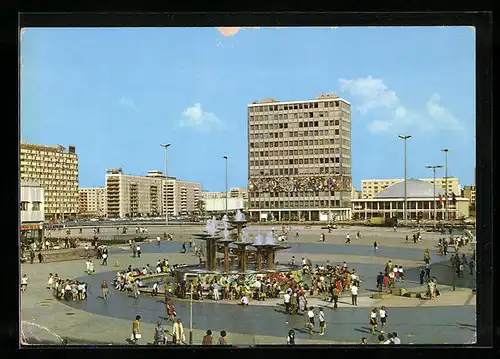 AK Berlin, Alexanderplatz mit Blick zum Haus des Lehrers und zur Kongresshalle