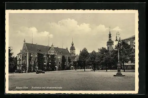 AK Riesa / Elbe, Rathaus mit Klosterkirche
