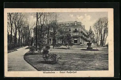 AK Wiesbaden, Hotel Kaiserhof mit Anlagen