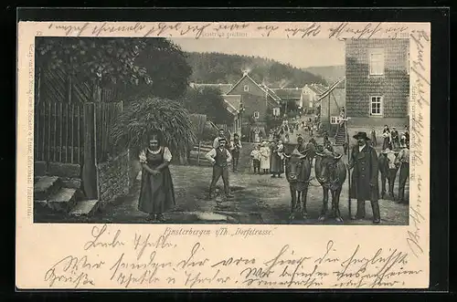 AK Finsterbergen i. Th., Dorfstrasse mit Anwohnern