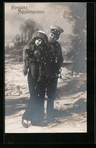 Foto-AK RPH Nr. 5045 /4: Paar im Schnee, Neujahrsgrüsse