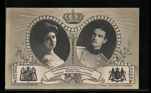 AK Portrait Prinz Ernst August Herzog zu Braunschweig und Prinzessin Victoria Luise von Preussen, Wappen