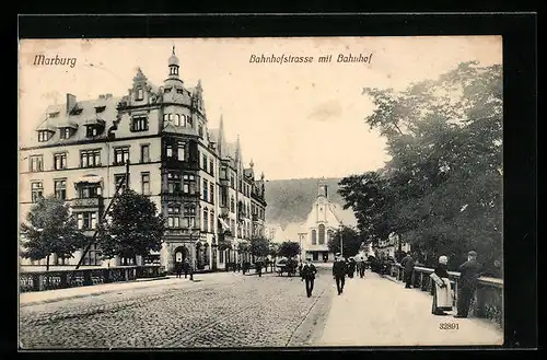 AK Marburg, Bahnhofstrasse mit Bahnhof