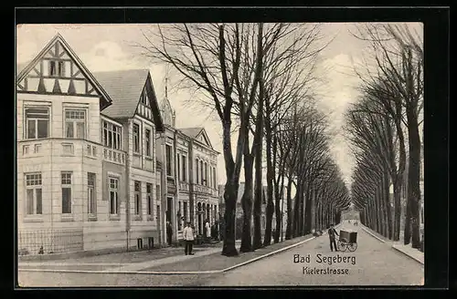 AK Bad Segeberg, Kielerstrasse mit Lebensmittelgeschäft