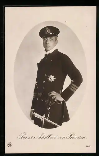 AK Prinz Adalbert von Preussen in Uniform mit seinem Dolch gesehen