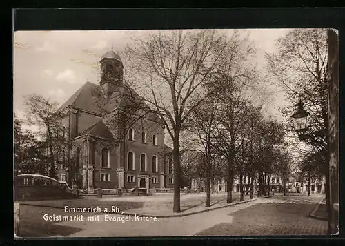 AK Emmerich / Rh., Geistmarkt mit Evangelischer Kirche