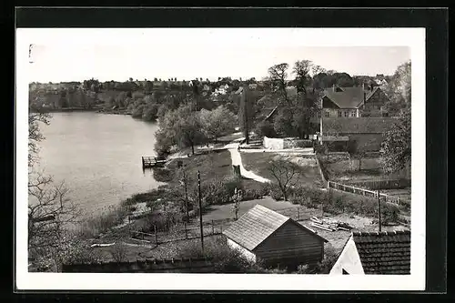 AK Flecken Zechlin, Ortsansicht am Ufer des Schwarzen See