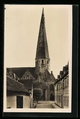 AK Salzwedel, Blick zur Marienkirche von Norden aus