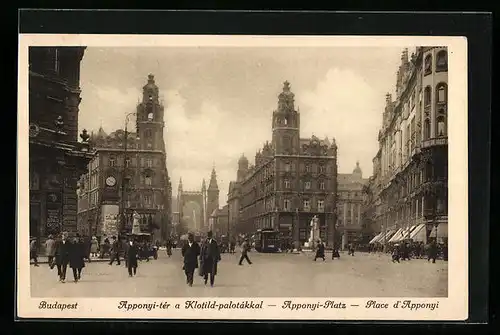 AK Budapest, Place d`Apponyi, Strassenbahn und Passanten