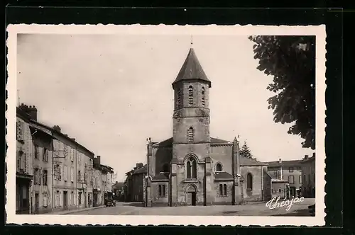 AK Aixe-sur-Vienne, L`Eglise
