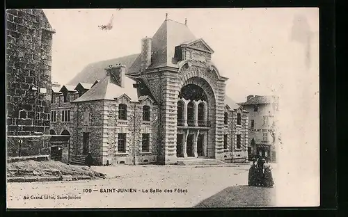 AK Saint-Junien, La Salle des Fetes