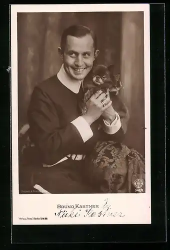 AK Schauspieler Bruno Kastner mit Hund