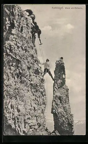 AK Kalkkögel, Bergsteiger an der Wand am Ostturm