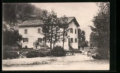 AK La Praz, Haus mit Einwohnern