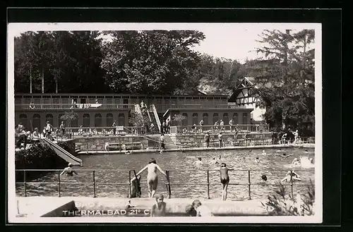 AK Bad Fischau, Trubel im Thermalbad