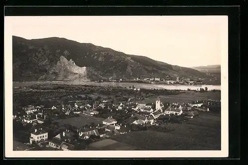 AK Rossatz, Ortsansicht mit Häusern