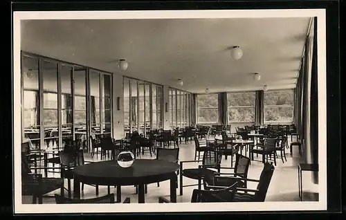 AK Bad Urach, Kurhotel Das Haus auf der Alb, Ferienheime für Handel- und Industrie, Innenansicht