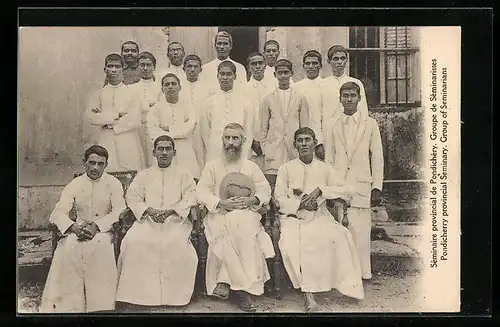 AK Pondichéry, Séminaire provincial, Groupe de Séminaristes, Missionare