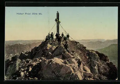 AK Hoher Priel mit Gipfelkreuz und Bergsteigern